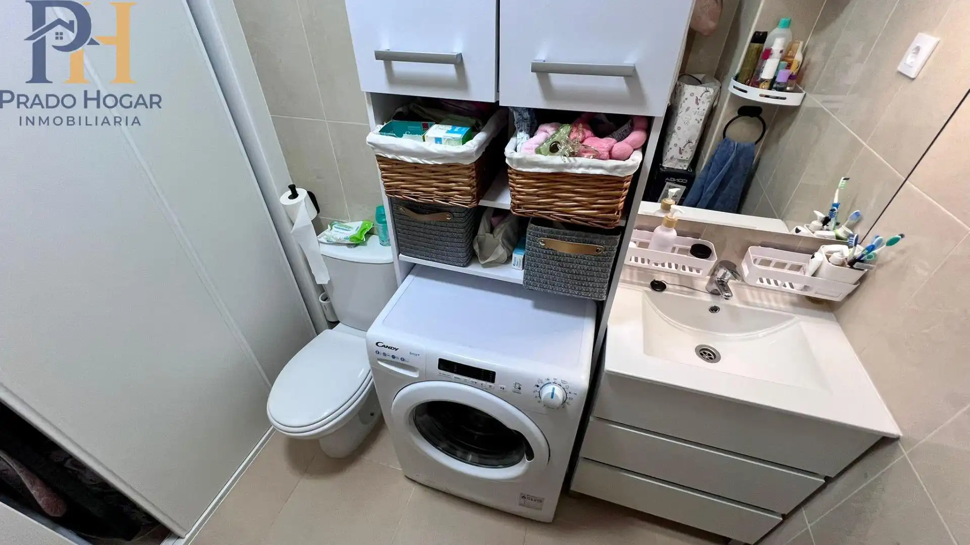 Bathroom of Flat for sale in El Casar de Escalona  with Heating, Balcony and Community pool
