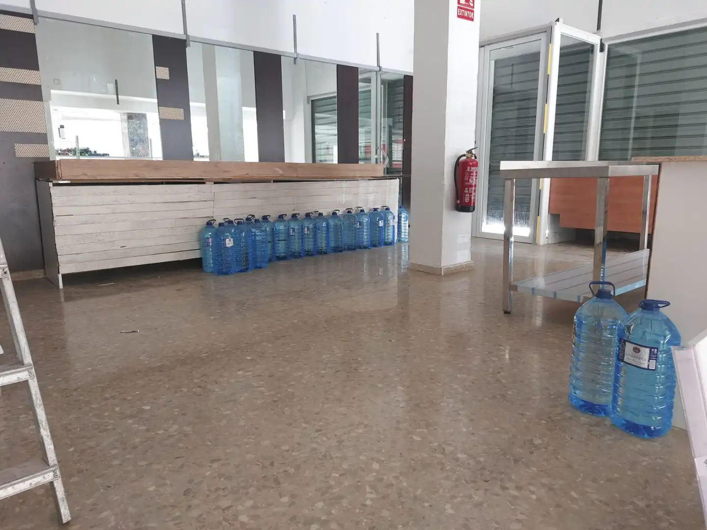 Local de alquiler en Avinguda del Primer de Maig, El Alborgí