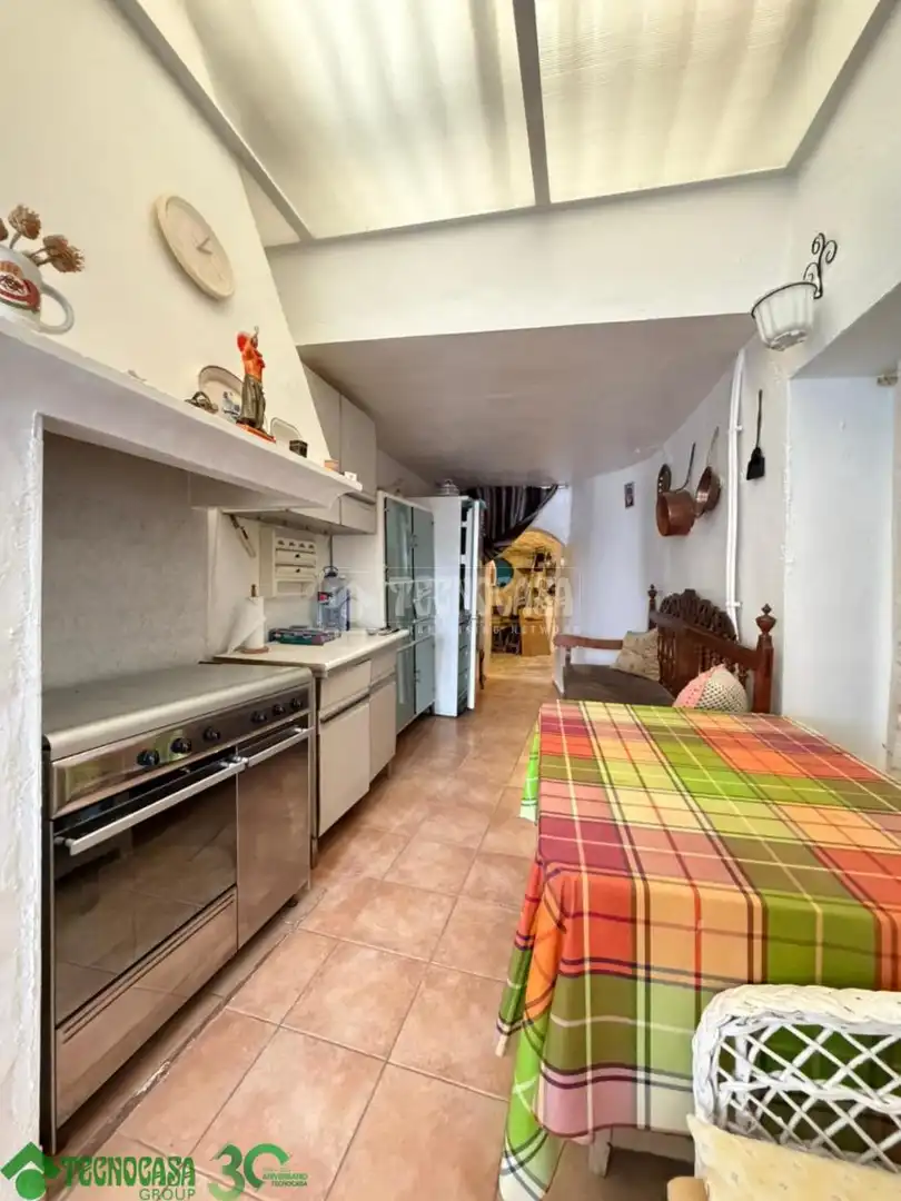Cocina de Casa adosada en venta en Santa Cruz de la Zarza con Calefacción, Terraza y Amueblado