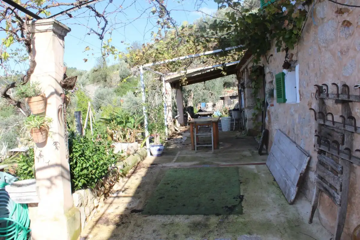 Jardí de Finca rústica en venda en Fornalutx amb Jardí privat, Terrassa i Traster