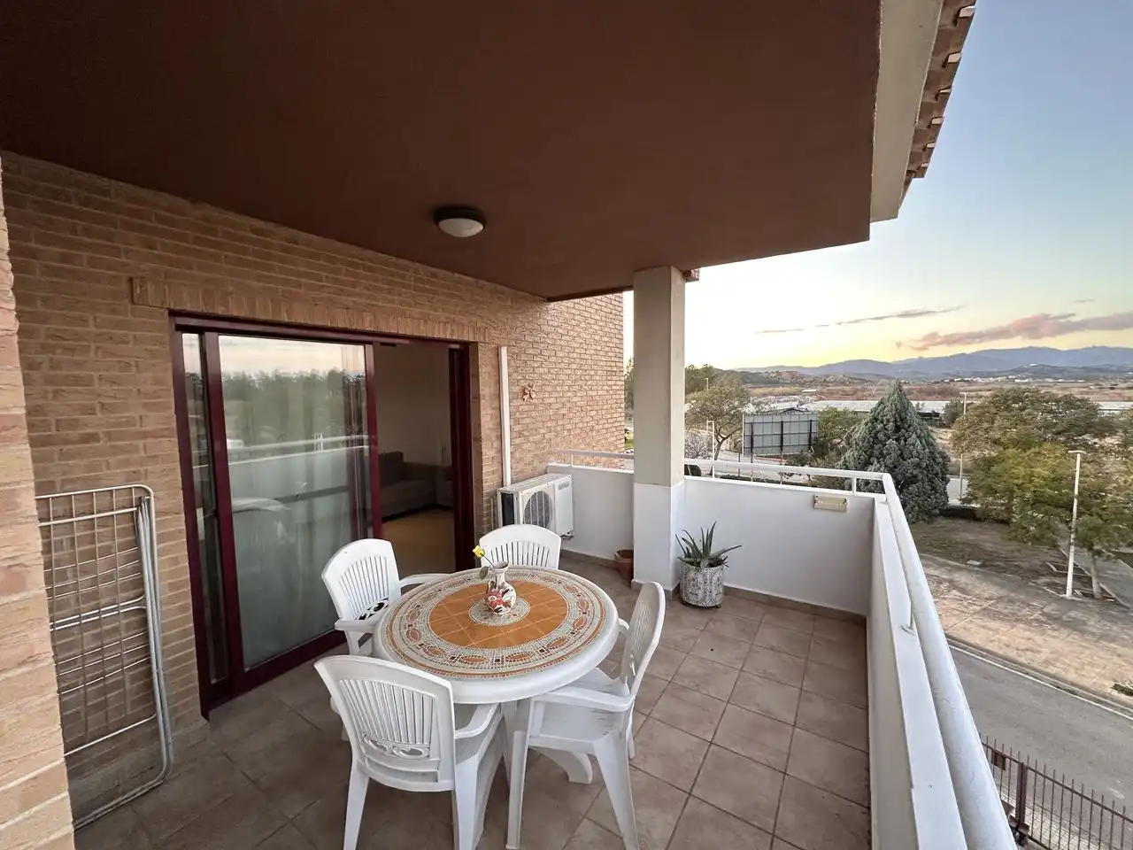 Terrasse von Wohnung zur Miete in Almenara
