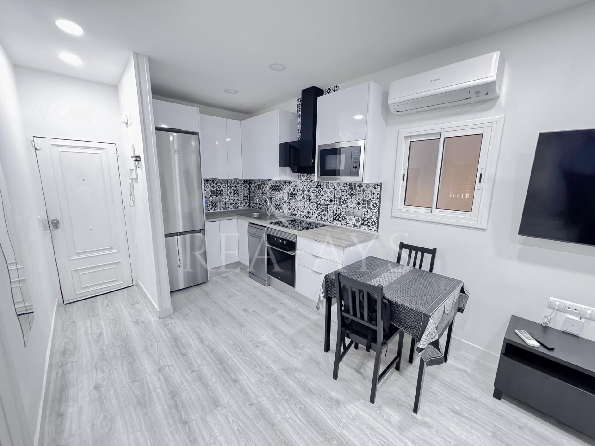 Kitchen of Flat for sale in Viladecans  with Air Conditioner