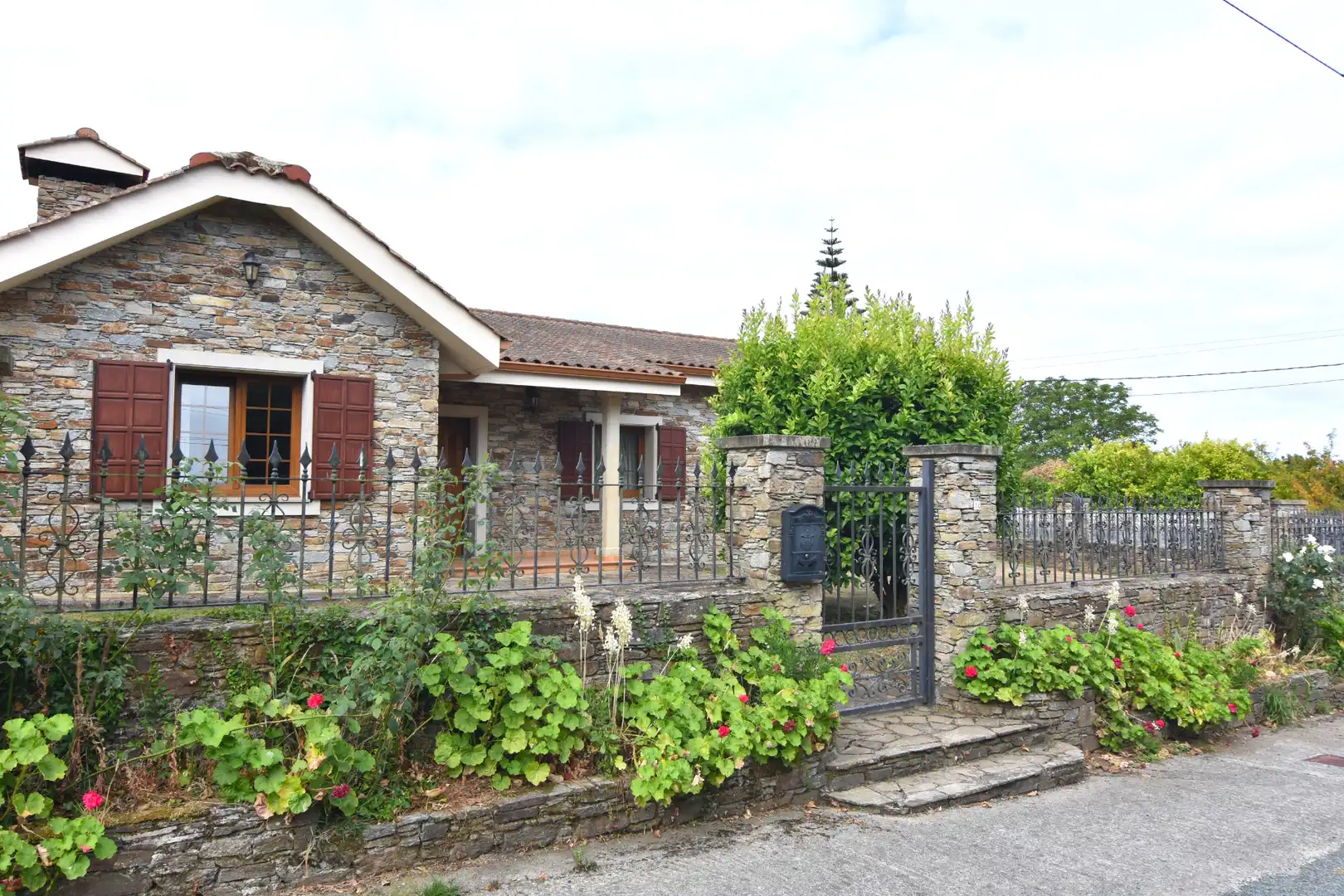 Vista exterior de Casa o xalet en venda en Valdoviño, A Coruña