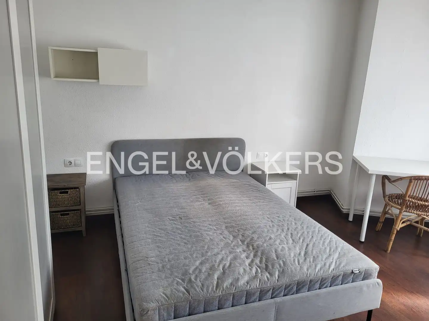 Bedroom of Flat for sale in Manresa  with Heating, Furnished and Balcony