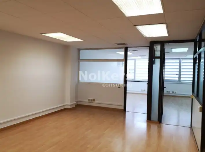 Oficina en venta en Vila de Gràcia