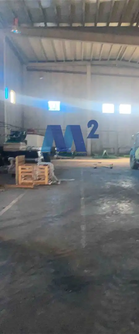 Parkplatz von Fabrikhallen zum Verkauf in Torrejón del Rey