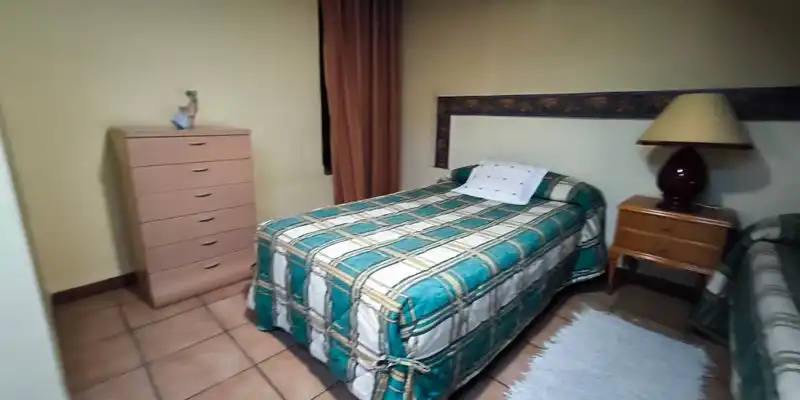 Dormitori de Casa o xalet en venda en Lorca amb Jardí privat