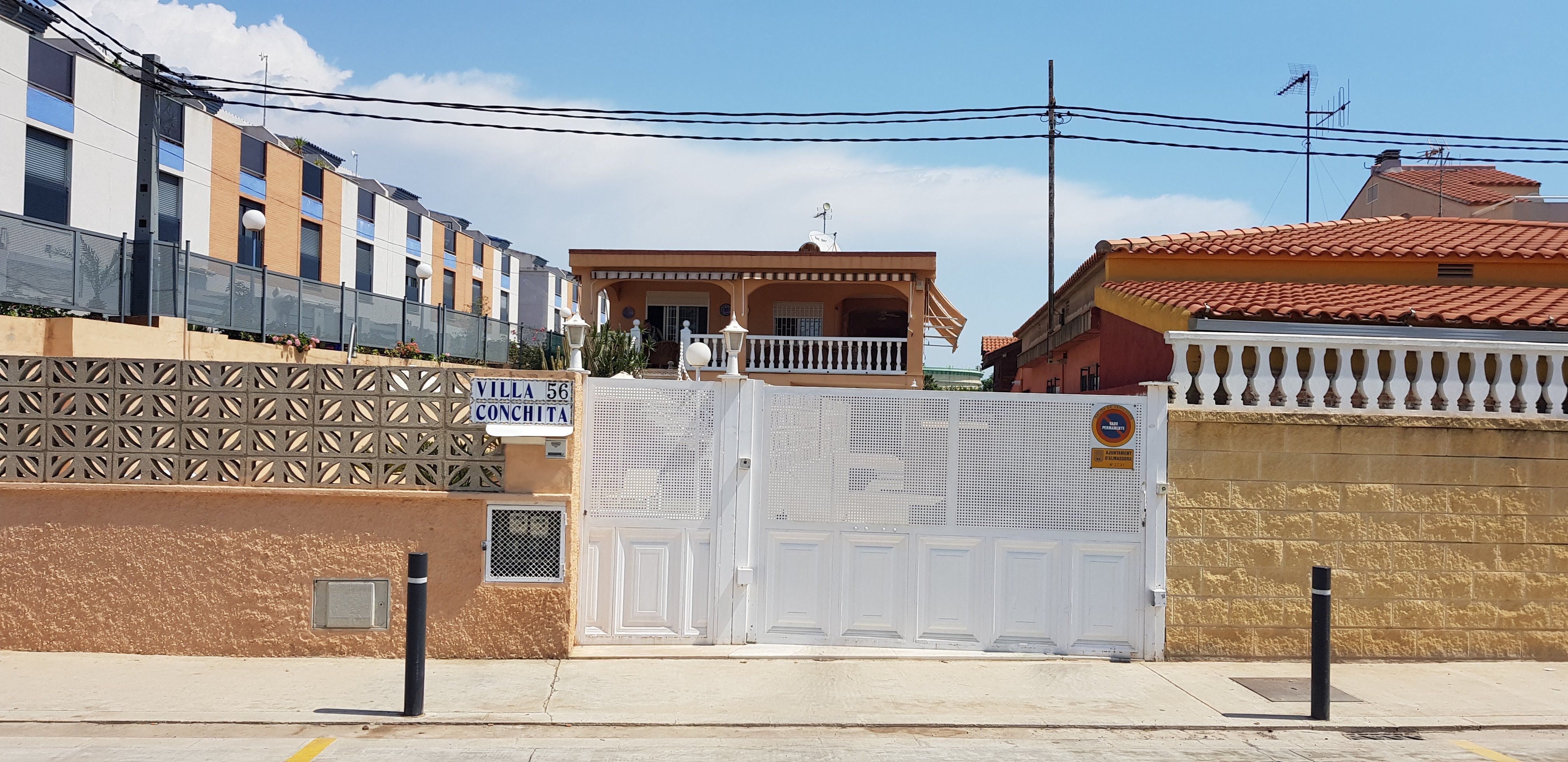 Exterior view of House or chalet for sale in Almazora / Almassora  with Air Conditioner, Heating and Private garden
