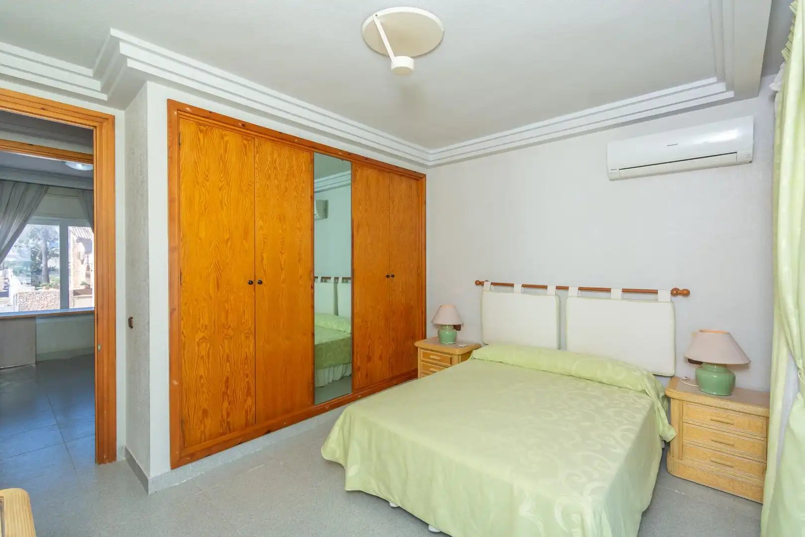 Dormitori de Casa o xalet en venda en La Manga del Mar Menor amb Jardí privat, Terrassa i Traster