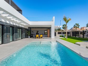 Casa con piscina in vendita a Algorfa