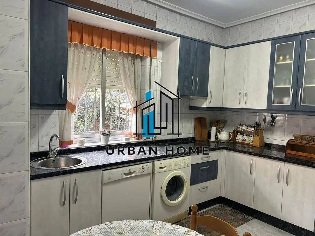 Haus oder Chalet zum Verkauf in Calle Juan de Juni, Las Ventas