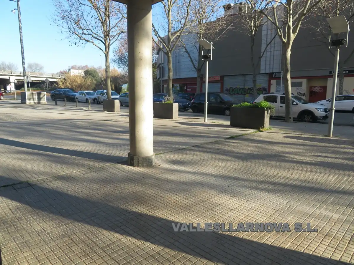 Local comercial en venta en Can Borrell, imagen 9