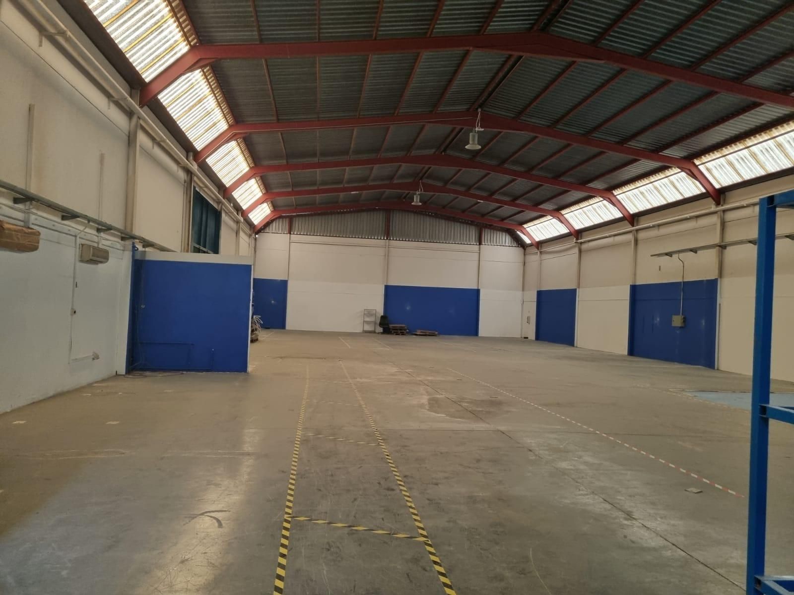 Industrial buildings to rent in Fátima - El Panderón
