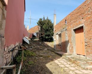 Exterior view of House or chalet for sale in Algeciras  with Private garden and Terrace