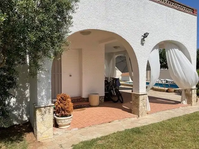 Villa mit Pool zum Verkauf in Eucaliptus 6, imagen 2
