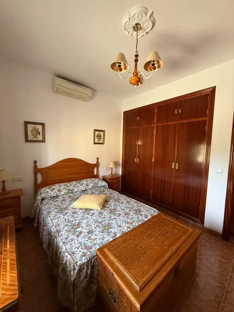 Houses for sale in Encinasola, Huelva