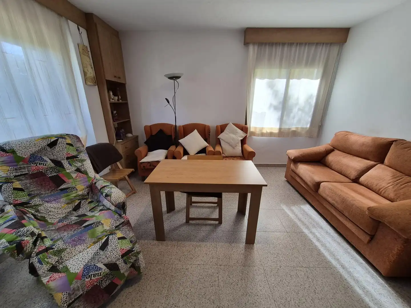 Sala de estar de Casa o chalet en venta en Lliçà d'Amunt con Calefacción y Jardín privado