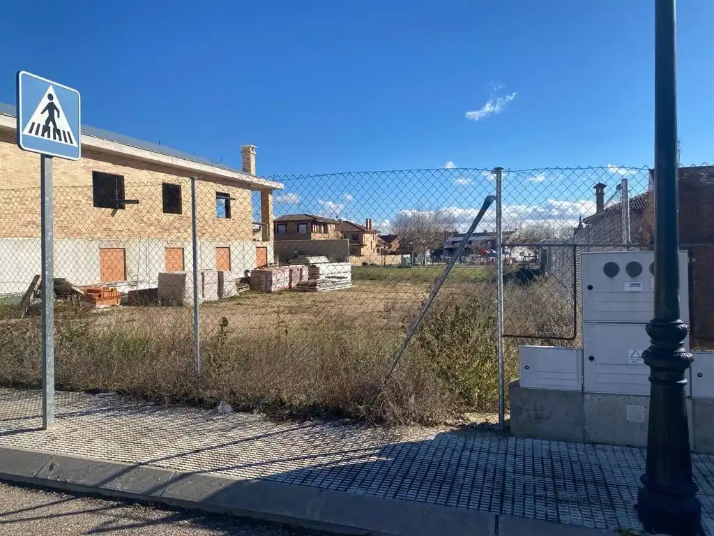 Terrenys i solars en venda a Villa del Prado, imagen 3