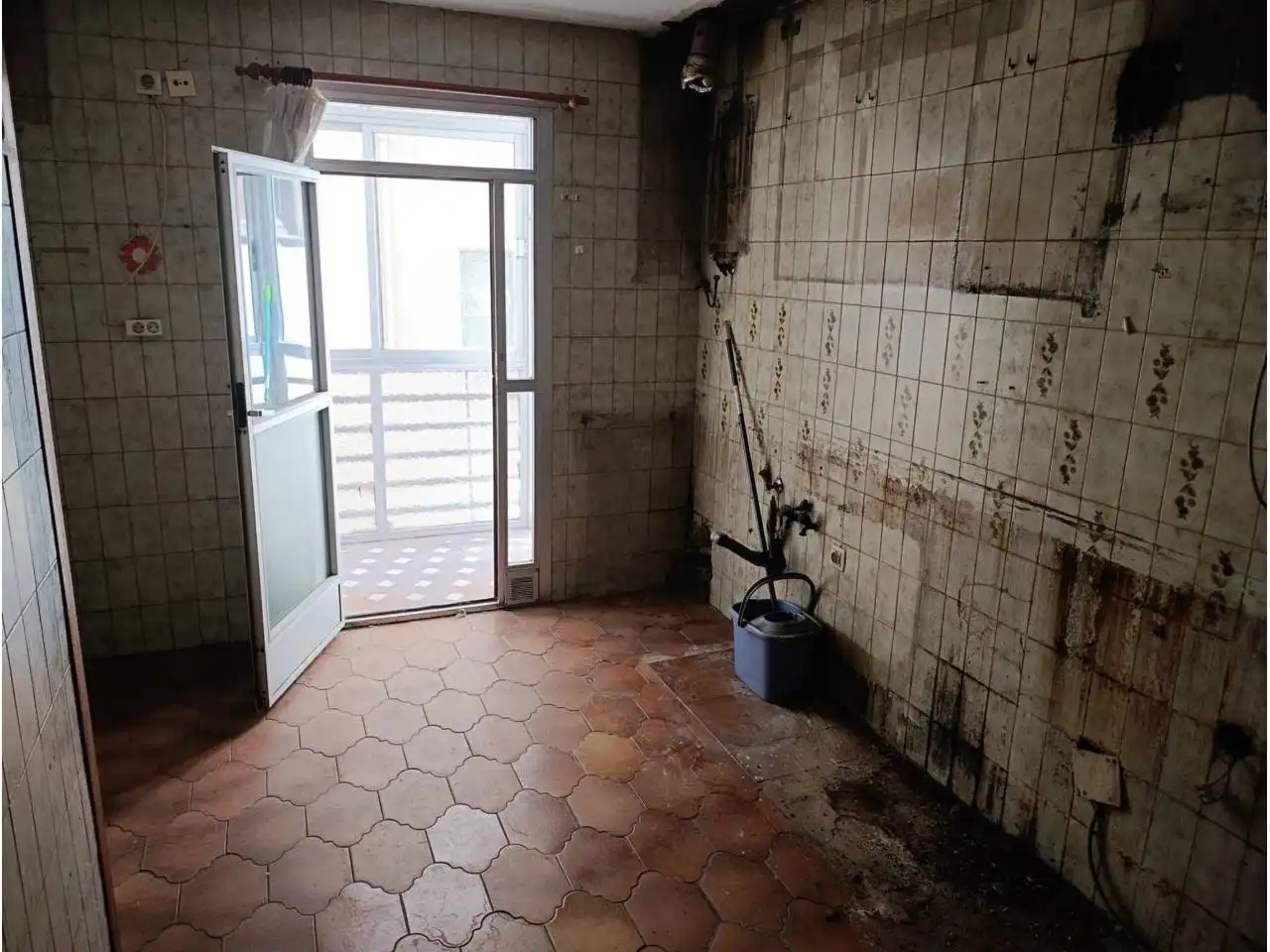 Piso en venta en León Capital  con Calefacción, Terraza y Trastero