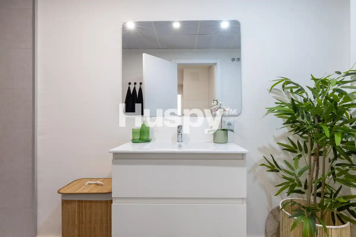 Flat with terrace for sale in Carrer de Ramón y Cajal, imagen 17