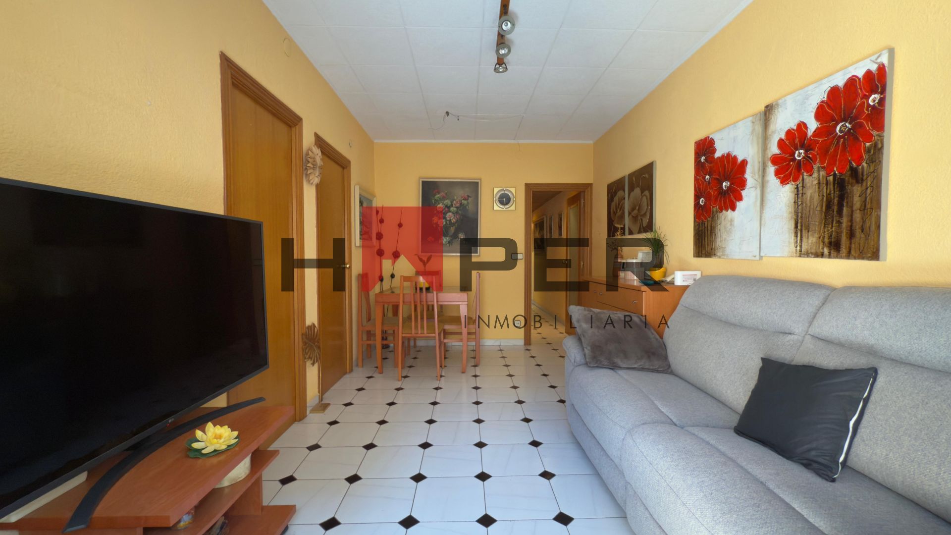 Sala d'estar de Pis en venda en El Prat de Llobregat amb Aire condicionat