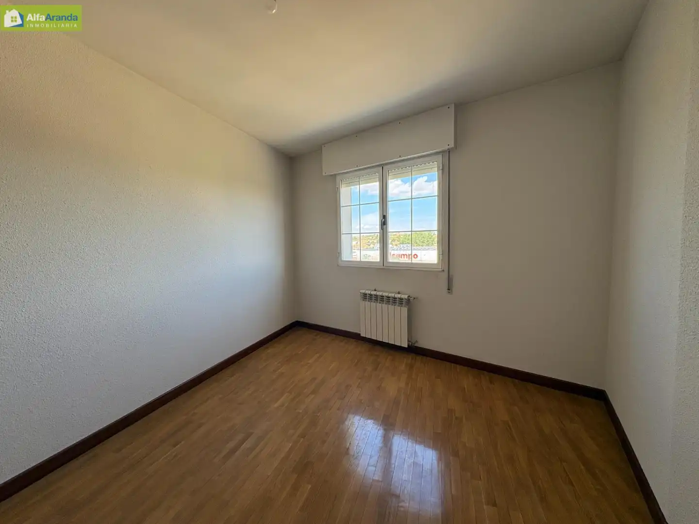 Bedroom of Flat for sale in Aranda de Duero  with Heating, Parquet flooring and Terrace