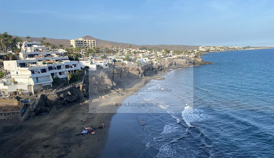 Vista exterior de Apartamento en venta en San Bartolomé de Tirajana con Terraza y Piscina comunitaria