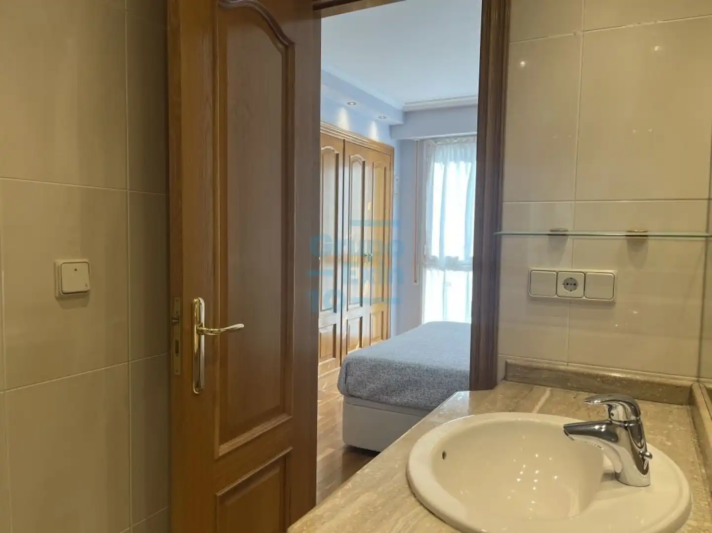 Bathroom of Flat for rent in Donostia - San Sebastián   with Storage room
