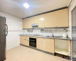 Kitchen of Flat for sale in Valdemoro  with Heating and Storage room