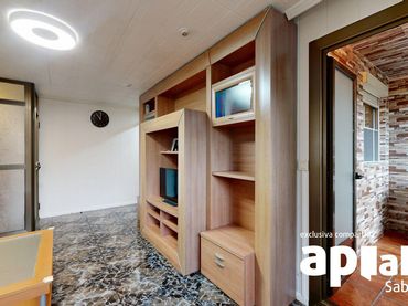 Appartamento con balcone in vendita a Badia del Vallès