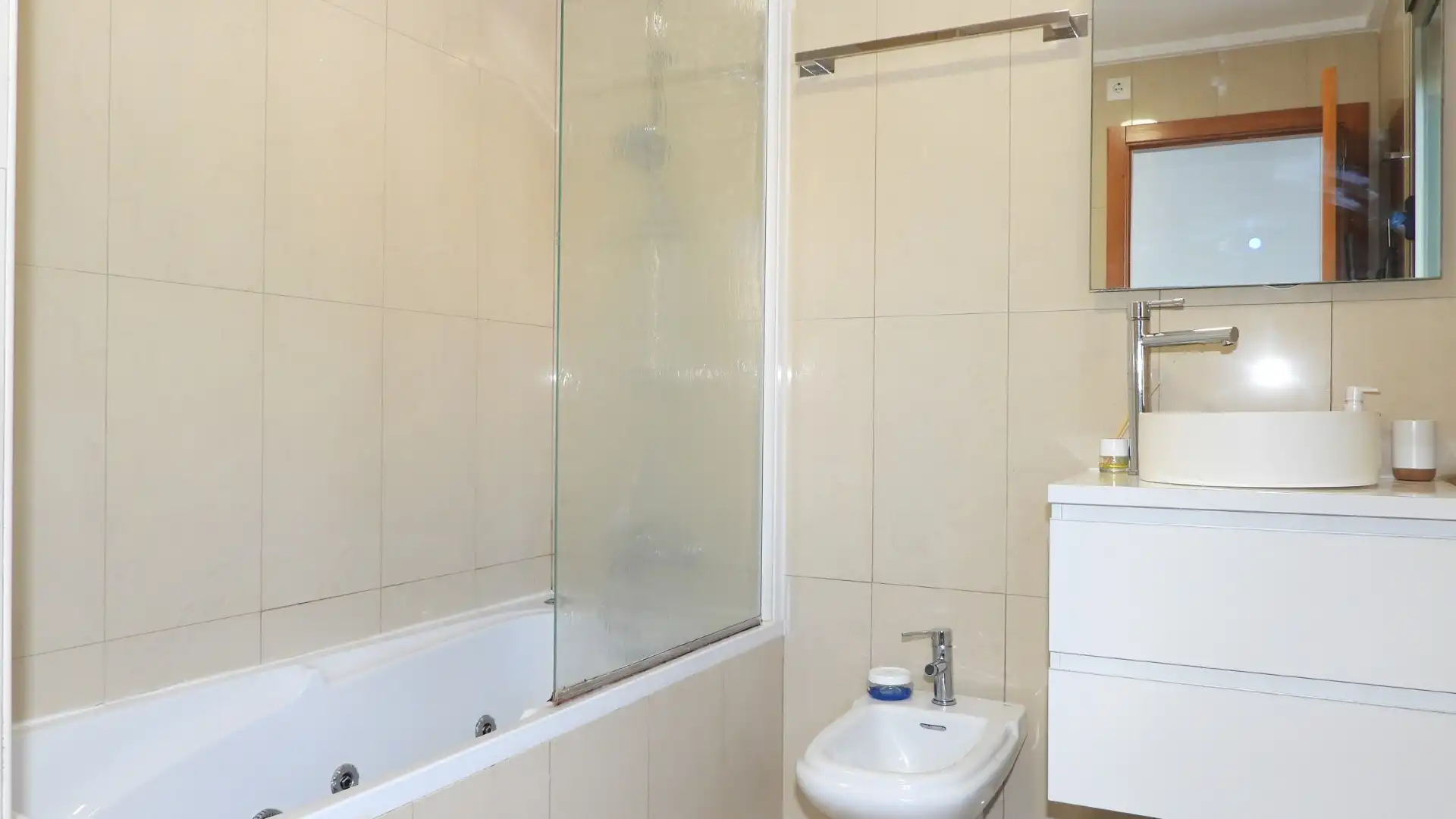 Bany de Apartament en venda en La Manga del Mar Menor amb Aire condicionat, Calefacció i Terrassa