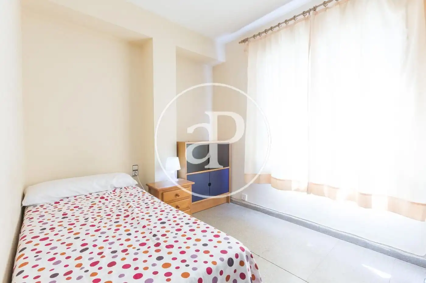 Flat for rent in Carrer de Xile, Mestalla