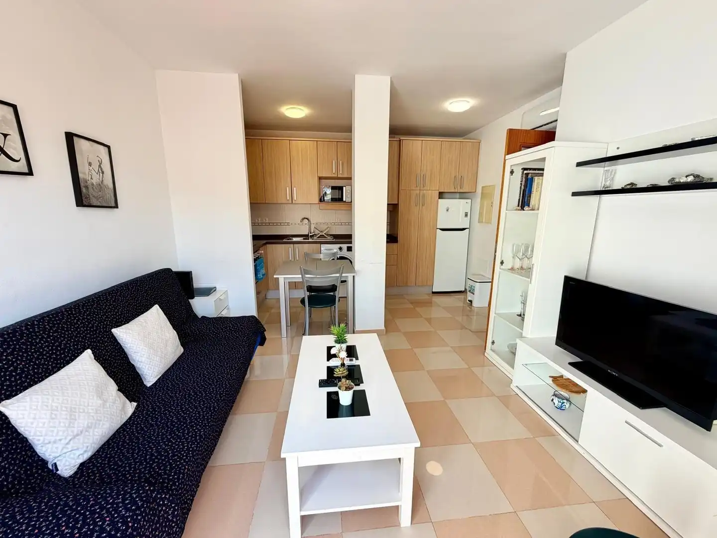 Sala de estar de Ático en venta en Roquetas de Mar con Aire acondicionado, Calefacción y Terraza