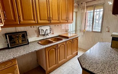 Kitchen of Flat for sale in Pinto  with Air Conditioner, Heating and Terrace