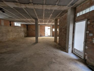 Local comercial en venta en Alcaudete