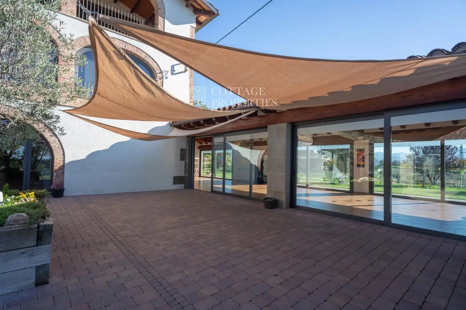 Terraza de Finca rústica en venta en Torelló con Terraza y Amueblado