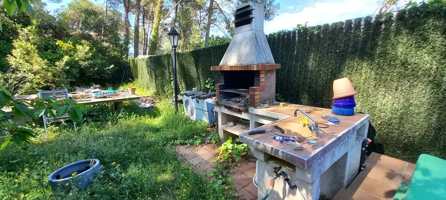 Jardí de Casa o xalet en venda en Corbera de Llobregat amb Aire condicionat, Calefacció i Jardí privat