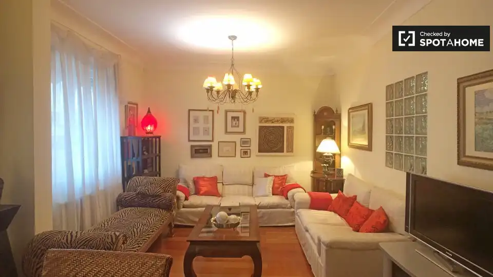 Appartamento con terrazza in affitto a Barrio de Salamanca, imagen 11