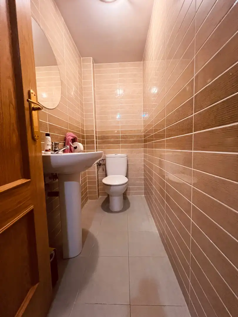 Baño de Planta baja en venta en Valdeolmos-Alalpardo, Madrid