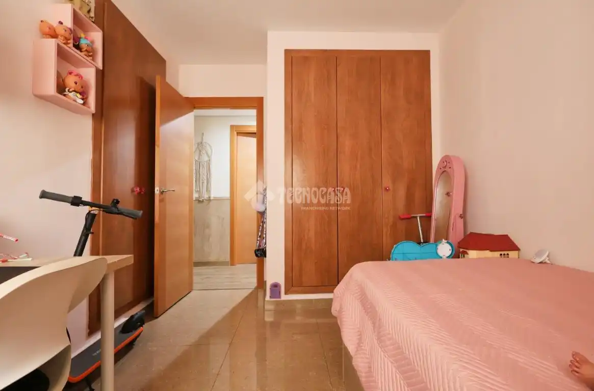 Schlafzimmer von Wohnung zum Verkauf in Sagunto / Sagunt mit Klimaanlage, Heizung und Balkon