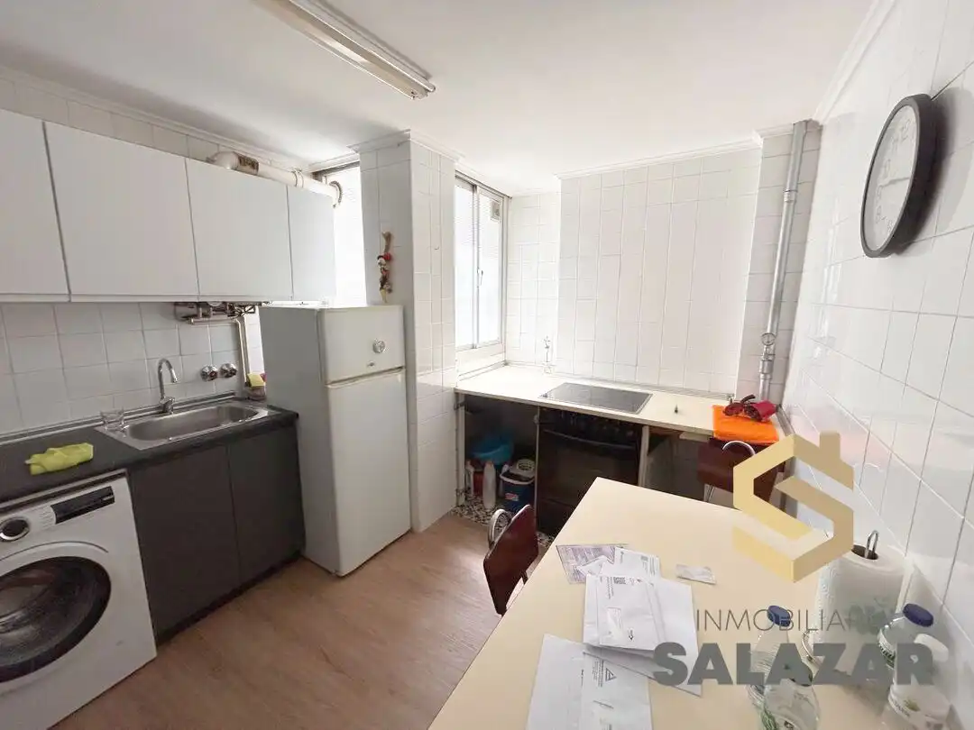 Cocina de Piso de alquiler en Bilbao  con Calefacción y Terraza