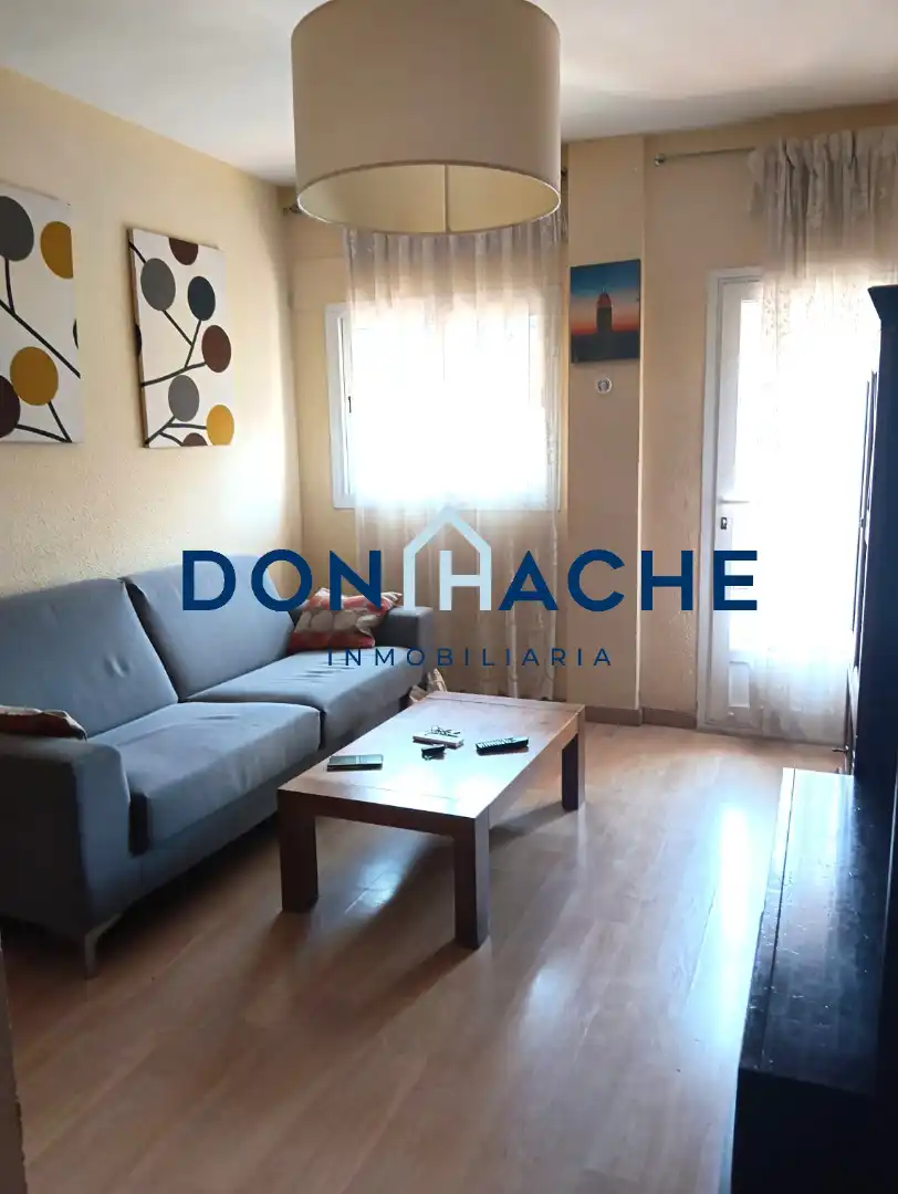 Living room of Flat for sale in Mérida  with Parquet flooring, Terrace and Storage room