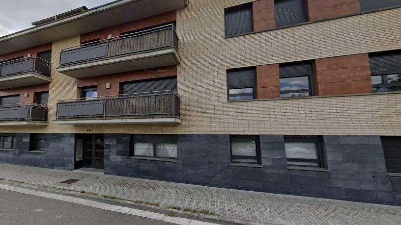 Exterior view of Flat for sale in Centelles  with Private garden, Terrace and Swimming Pool