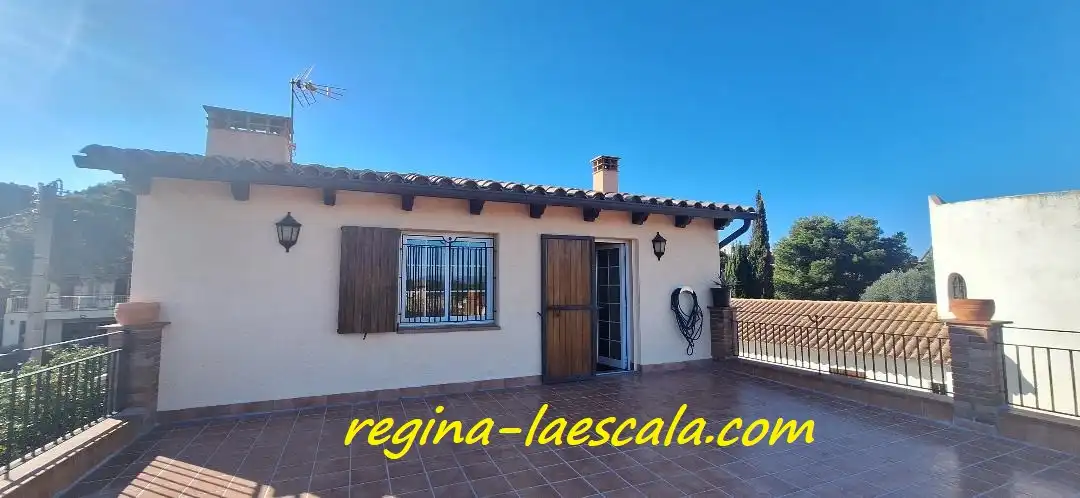 Maison avec piscine à vendre à Carrer Muga, imagen 4