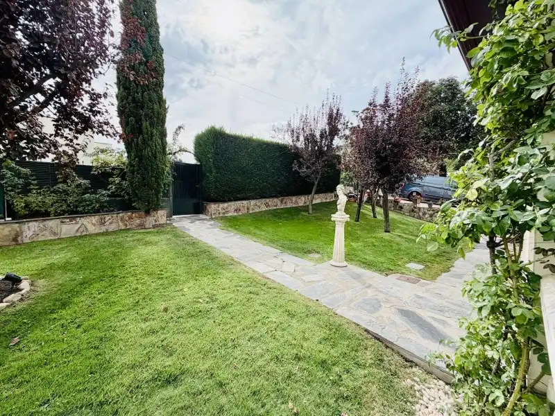 Garden of Detached homes for sale in Los Ángeles de San Rafael