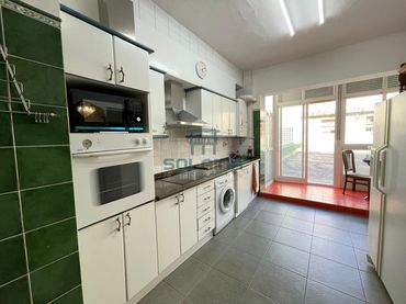 Flat with lift to rent in Centro