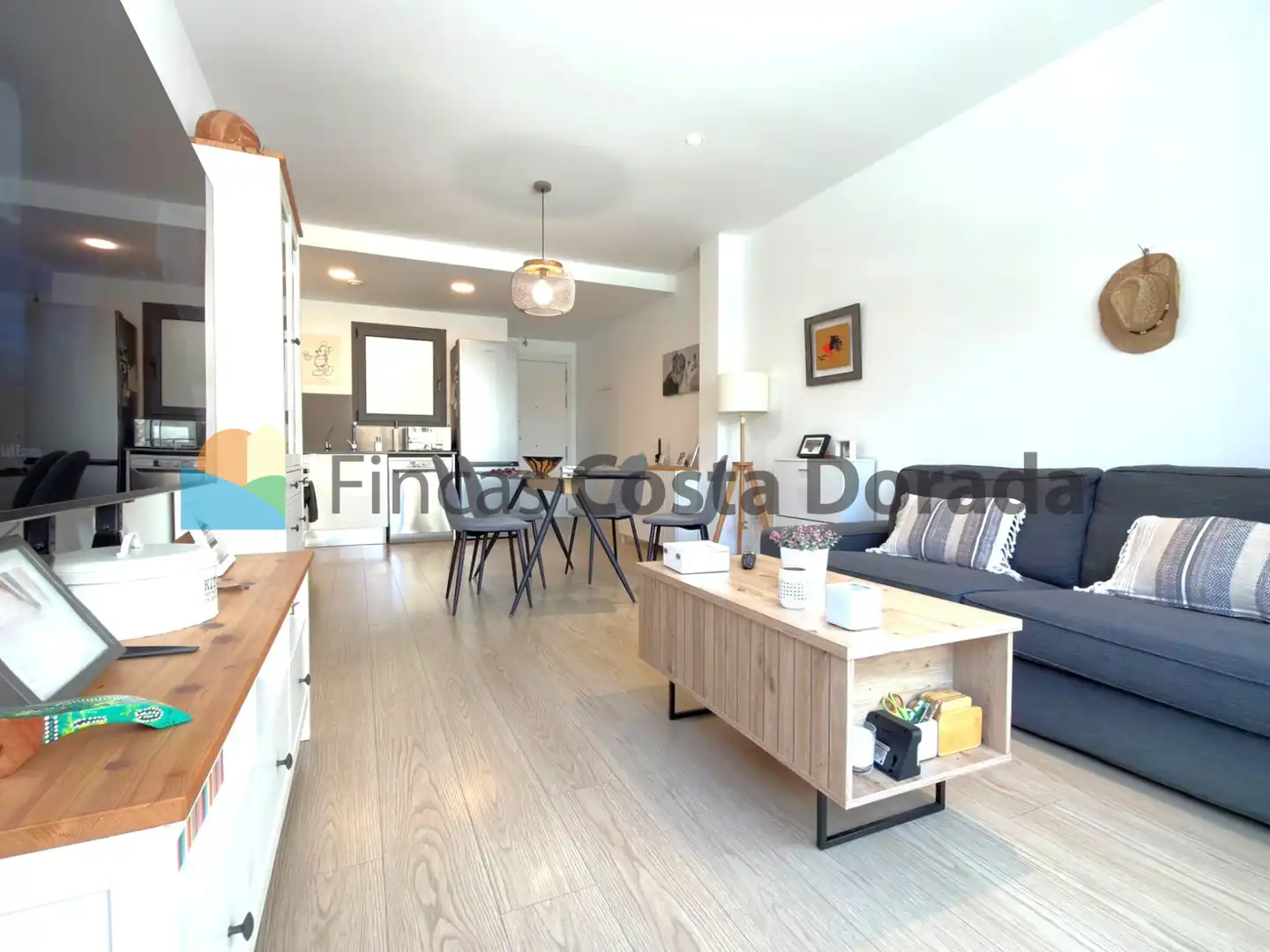 Vista exterior de Piso en venta en Vilanova i la Geltrú con Aire acondicionado, Calefacción y Parquet