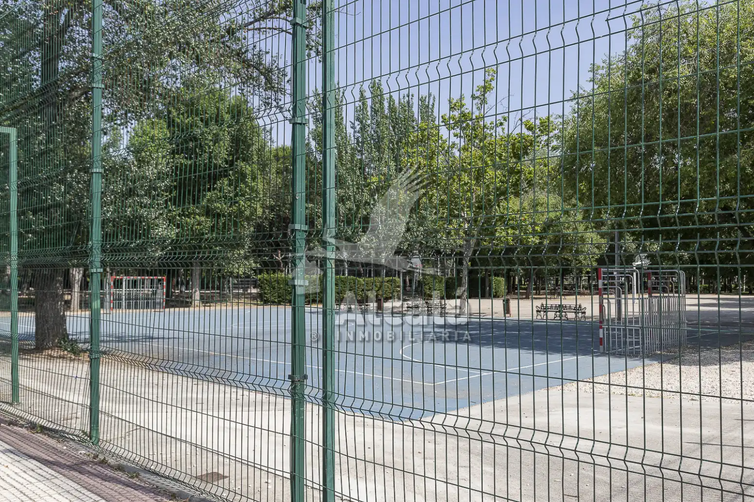 Parking de Piso en venta en Torrejón de Ardoz con Calefacción, Parquet y Terraza