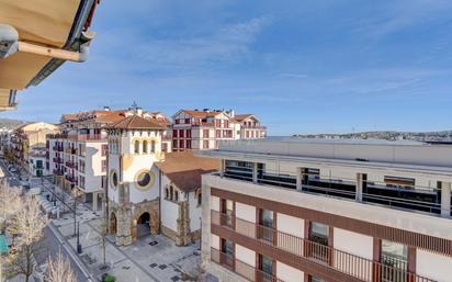 Vista exterior de Pis en venda en Hondarribia amb Calefacció i Traster