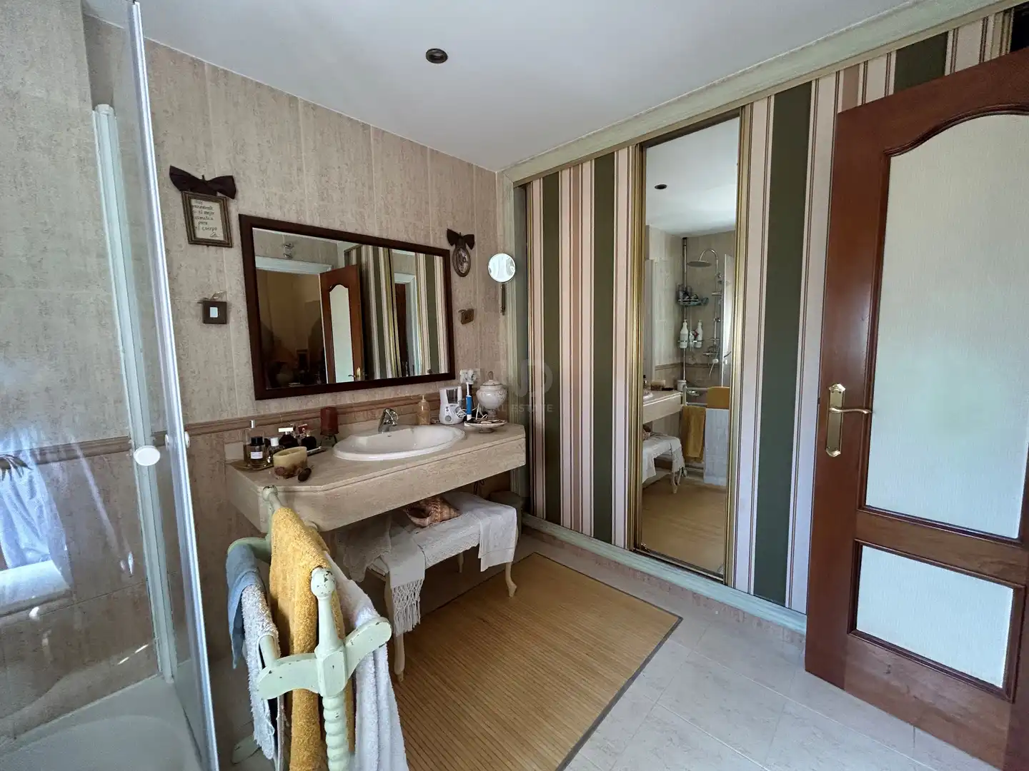 Baño de Casa o chalet en venta en Sariegos con Calefacción, Terraza y Piscina